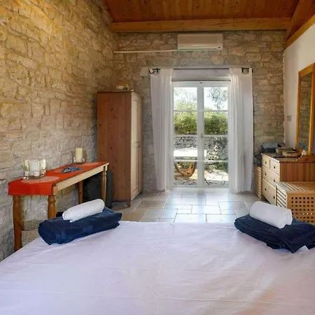 Akeso Villa