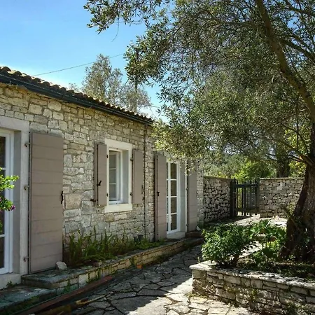 Akeso Villa *