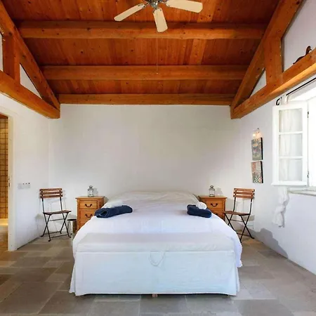 Akeso Villa